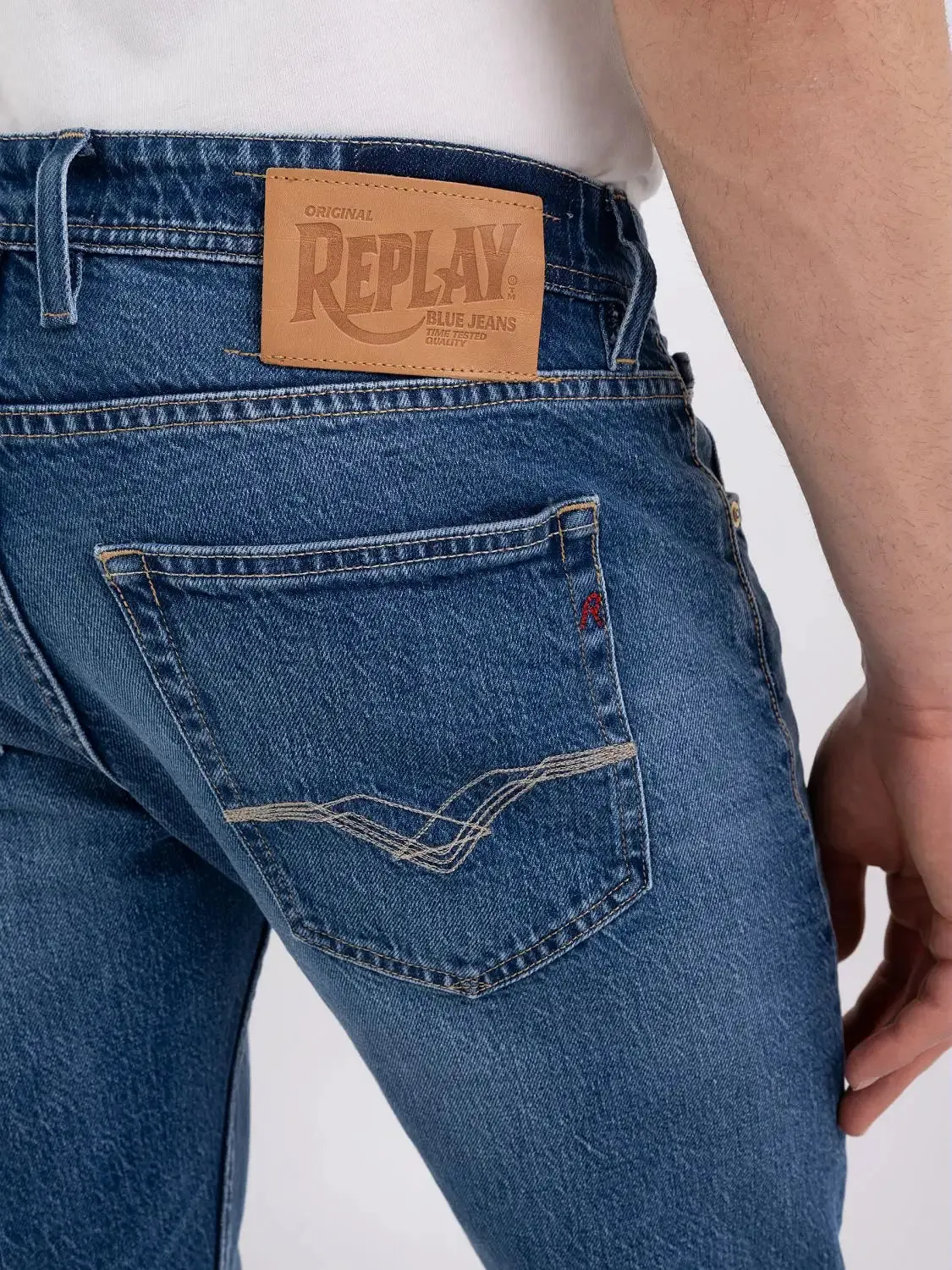 ID80196-Replay Mid Blue Wash Grover Jean