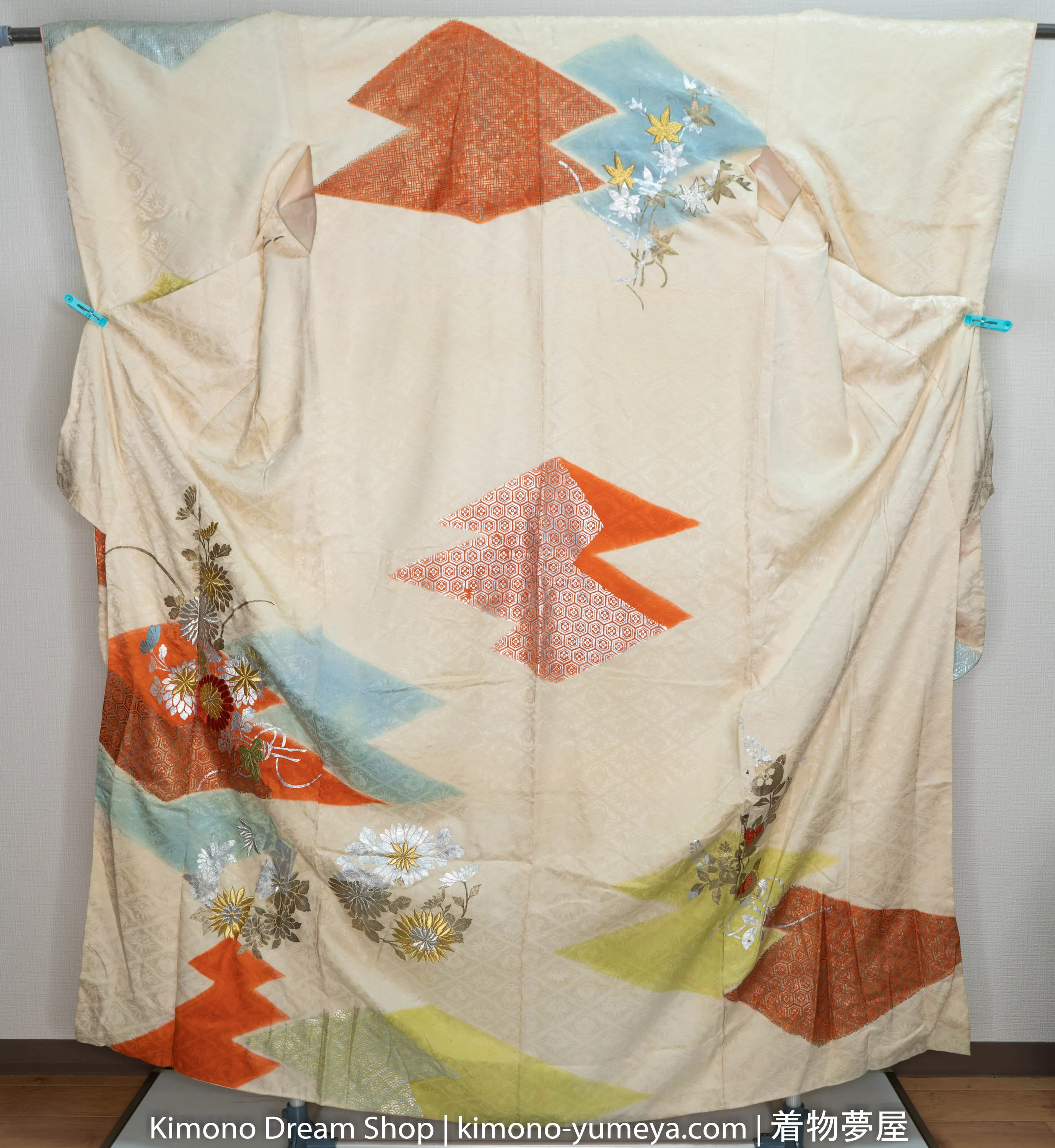 Light Beige Furisode - Flowers Autumn Light Baby Blue Red Shiny Silver Tortoise Shell Kikko Patterns