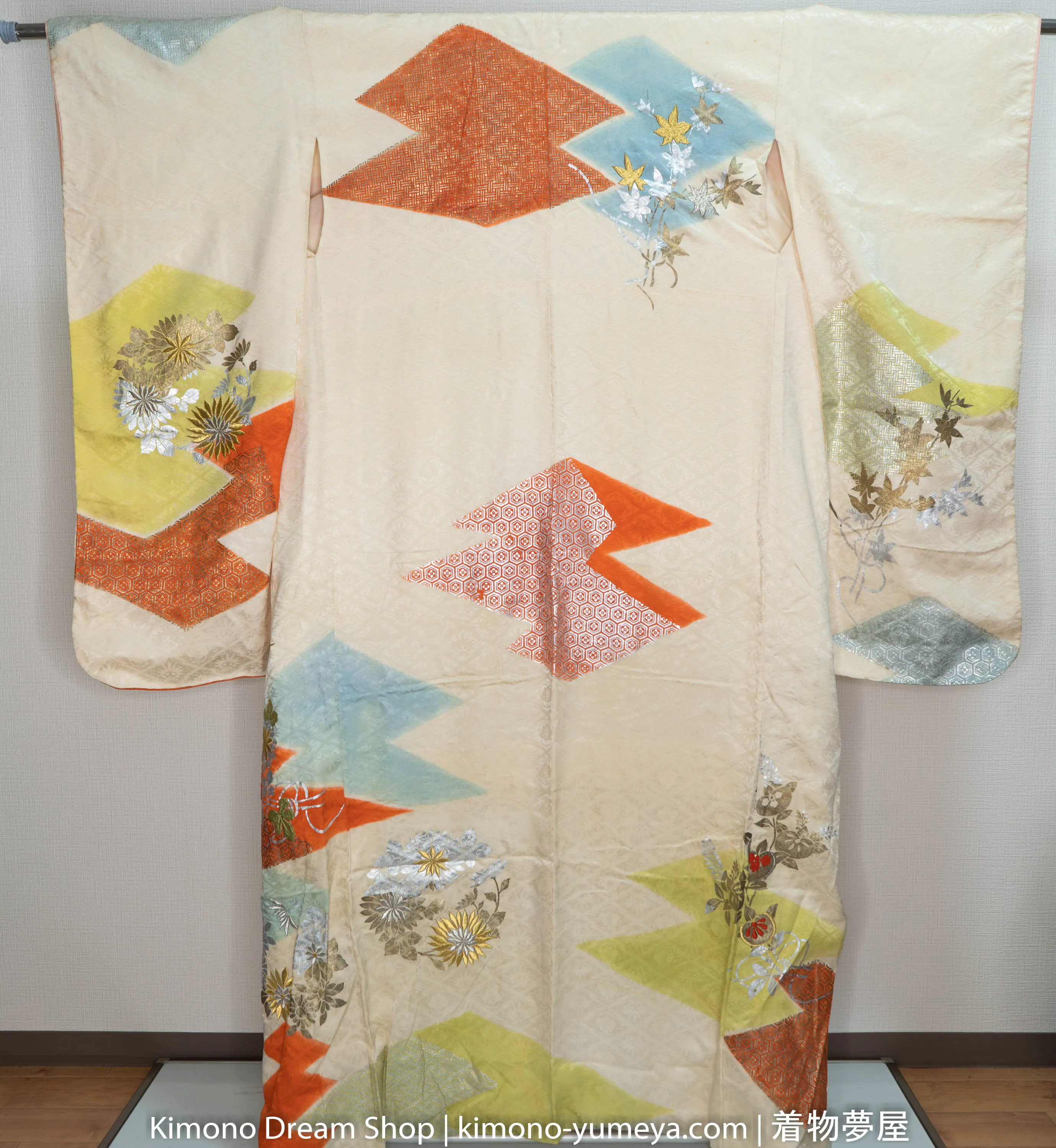 Light Beige Furisode - Flowers Autumn Light Baby Blue Red Shiny Silver Tortoise Shell Kikko Patterns