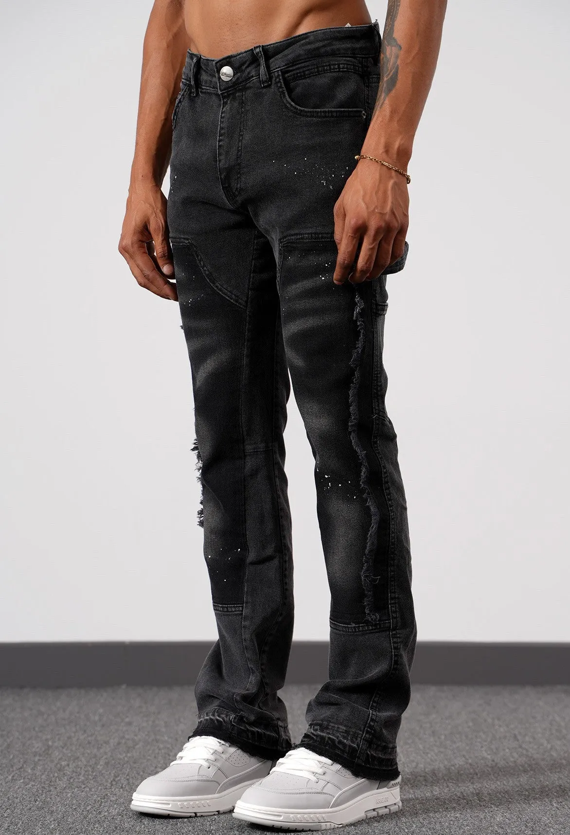 THE LEYTON FLARED JEANS - TRAVELER