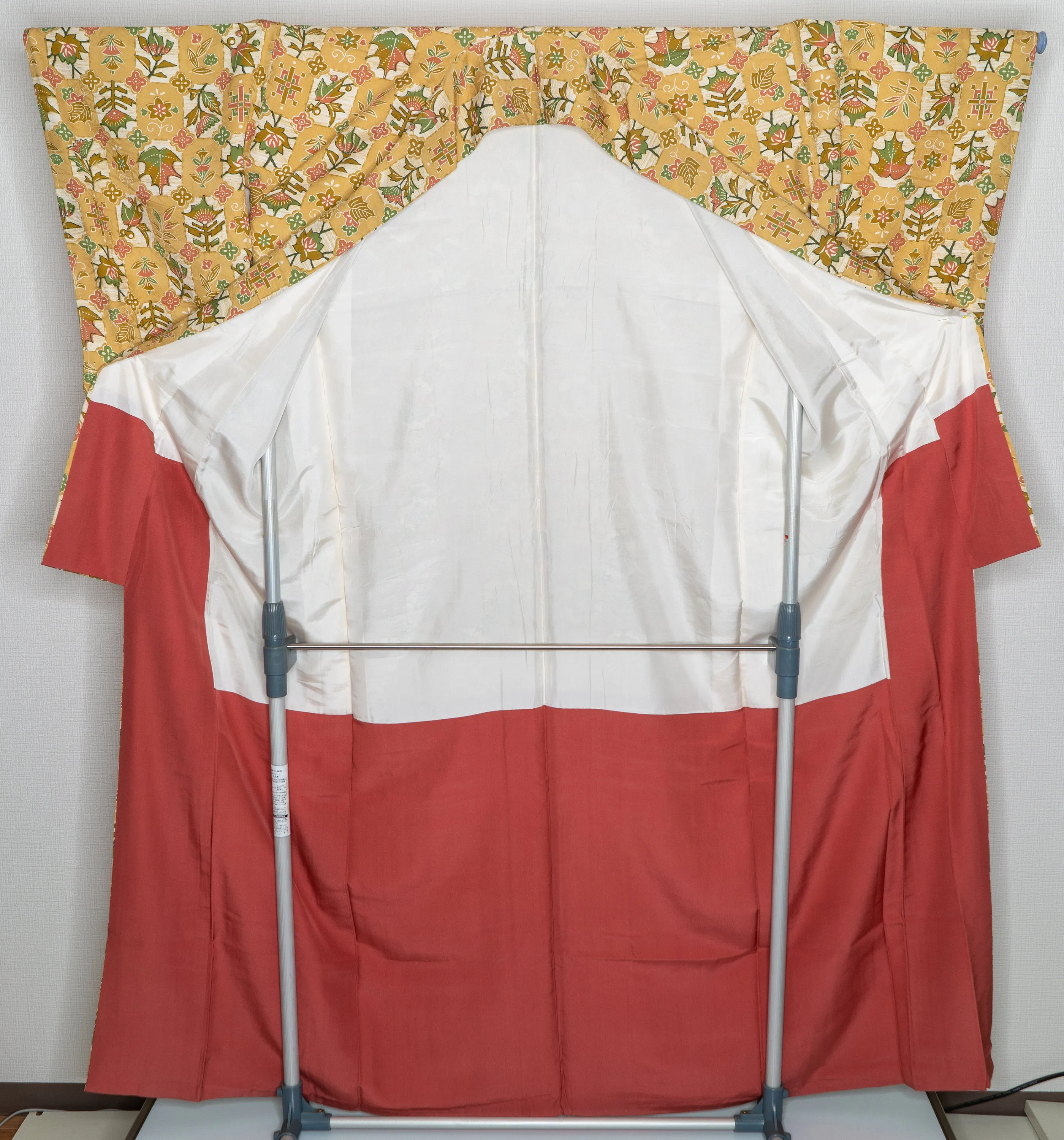 Unused Abstract Floral Patterns Vintage Yellow Japanese Kimono Robe - Crosses, Boxes, Flowers